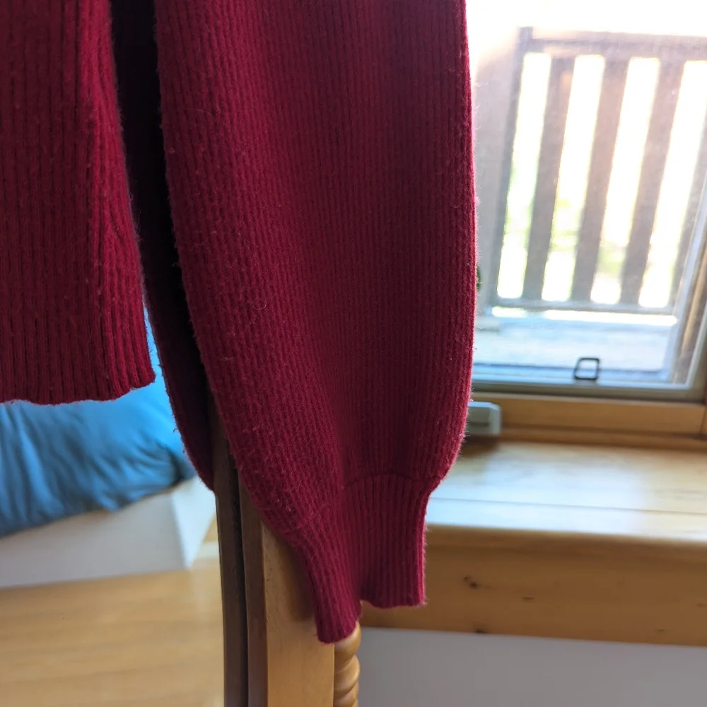 🌹 Dynamite - Red long sleeve top - Picture 6 of 6